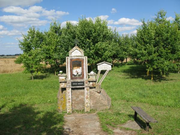 Koplytstulpiai Buiviškių kaimui